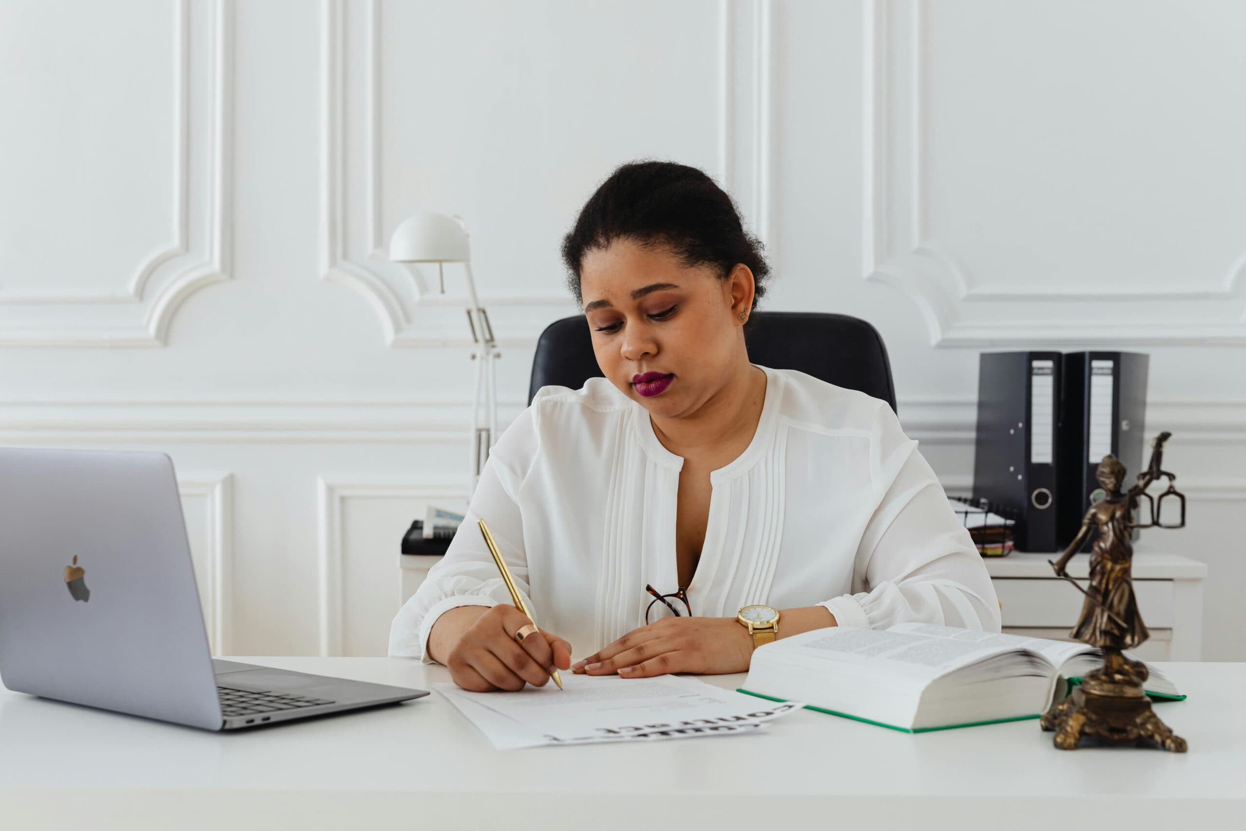 How Much Does a Notary Cost?