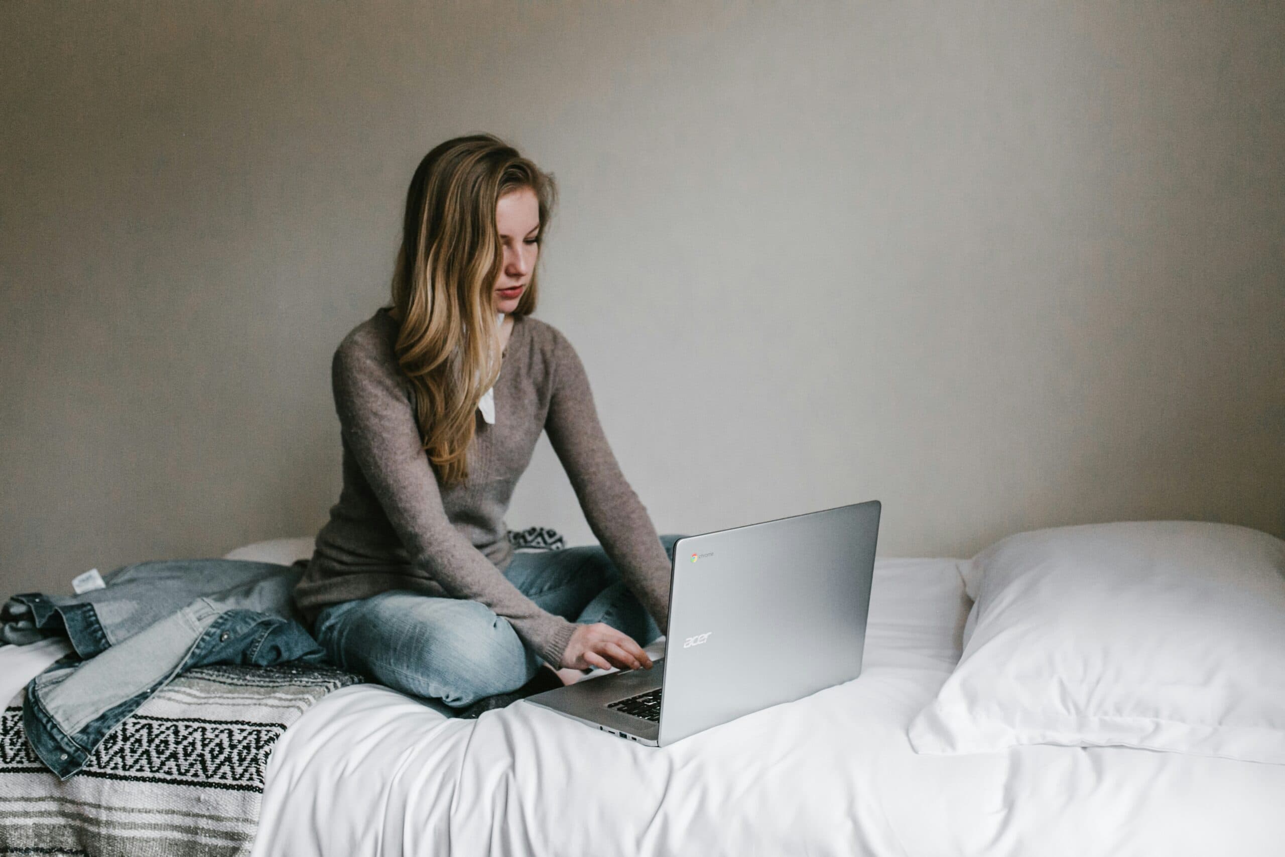 Online Notarization: A Game-Changer for Remote Workers